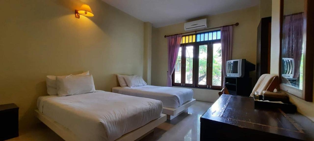 Baan Talay See Cream Resort Samut Songkhram Экстерьер фото