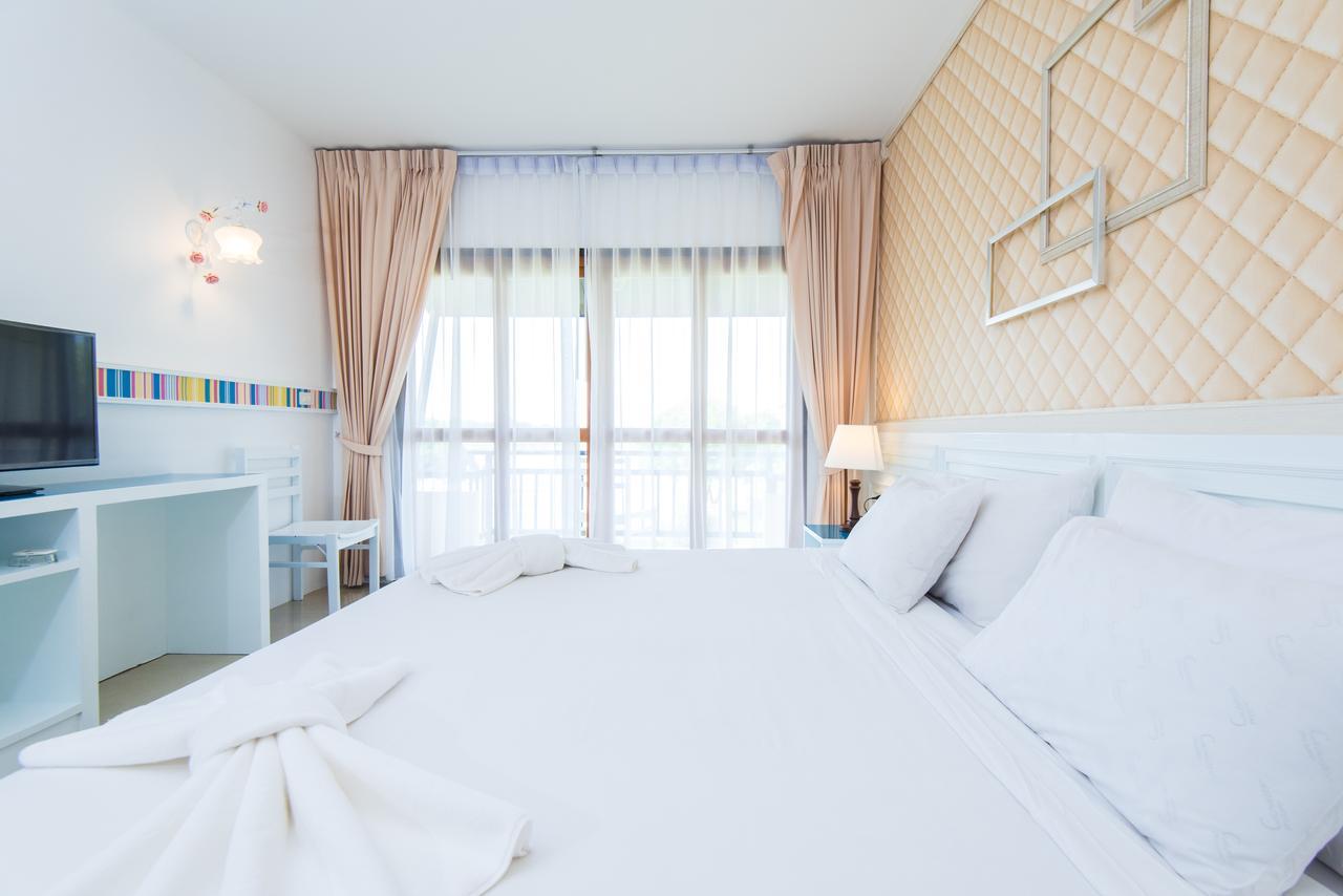 Baan Talay See Cream Resort Samut Songkhram Экстерьер фото
